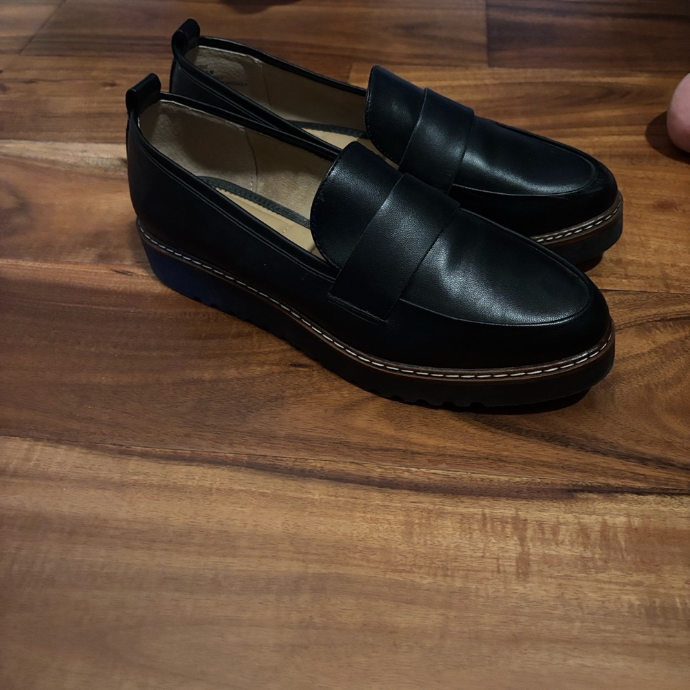 Kelly & Katie Black Leather Loafers